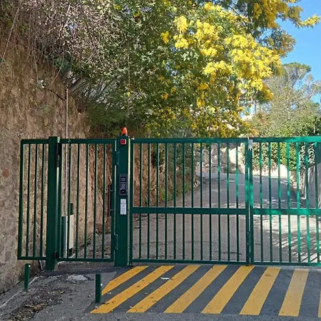 3 Pieces Avec Grande Terrasse Apartman